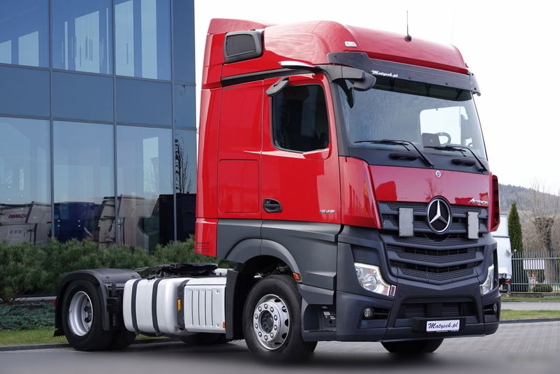 ciągnik siodłowy Mercedes zdjęcie 1