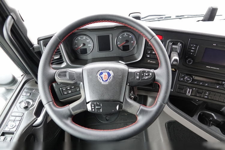 Scania R 450 HYDRAULIKA / KLIMA POSTOJOWA / NISKA KABINA  / ALUFELGI  / PO KONTRAKCIE SERWISOWYM zdjęcie 28