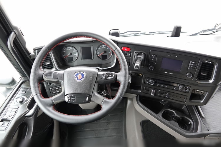 Scania R 450 HYDRAULIKA / KLIMA POSTOJOWA / NISKA KABINA  / ALUFELGI  / PO KONTRAKCIE SERWISOWYM zdjęcie 29