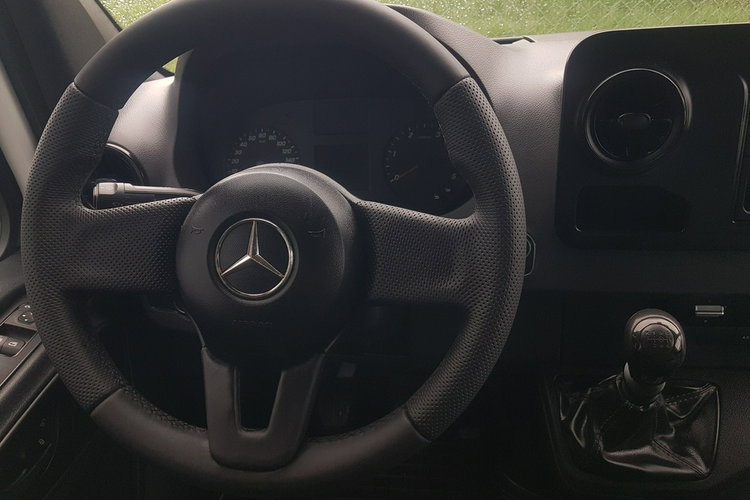 Mercedes Sprinter KONTENER 8EP 4.11x2.15x2.30 KLIMA 314 CDI MANUAL DMC 3500 KG zdjęcie 24