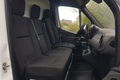 samochód dostawczy Mercedes zdjęcie 7