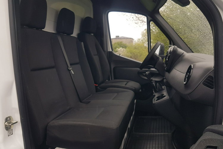 Mercedes Sprinter KONTENER 8EP 4.11x2.15x2.30 KLIMA 314 CDI MANUAL DMC 3500 KG zdjęcie 7