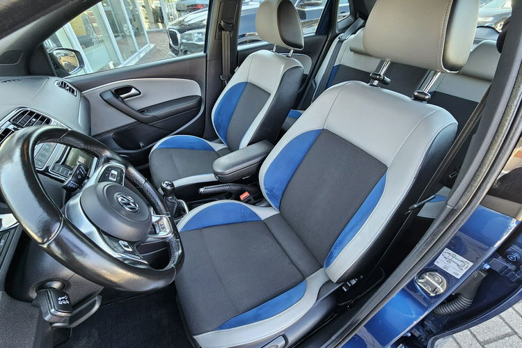 Volkswagen Polo GT, grzane fotel, półskóry, czujniki parkowani, regulacja zawieszenia zdjęcie 13