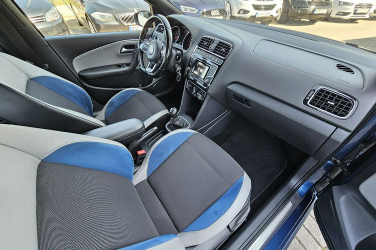 Volkswagen Polo GT, grzane fotel, półskóry, czujniki parkowani, regulacja zawieszenia zdjęcie 33