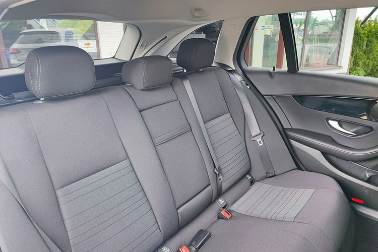 Mercedes C 200 Bezwypadkowy + 2 klucze zdjęcie 14