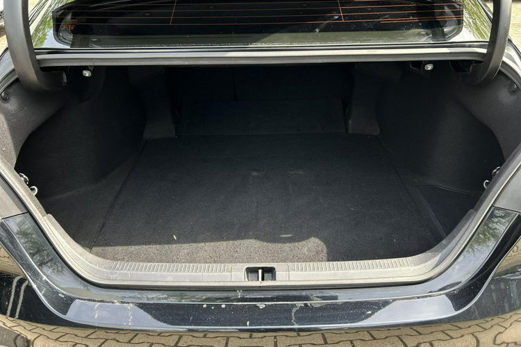 Toyota Camry 2.5 HYBRID 218KM COMFORT, salon Polska, gwarancja, FV23% zdjęcie 11