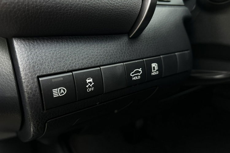Toyota Camry 2.5 HYBRID 218KM COMFORT BUSINESS, salon Polska, gwarancja, FV23% zdjęcie 15