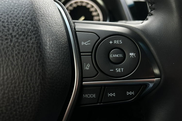 Toyota Camry 2.5 HYBRID 218KM COMFORT BUSINESS, salon Polska, gwarancja, FV23% zdjęcie 26