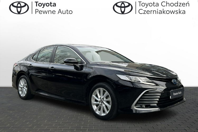Toyota Camry 2.5 HYBRID 218KM COMFORT BUSINESS, salon Polska, gwarancja, FV23% zdjęcie 7
