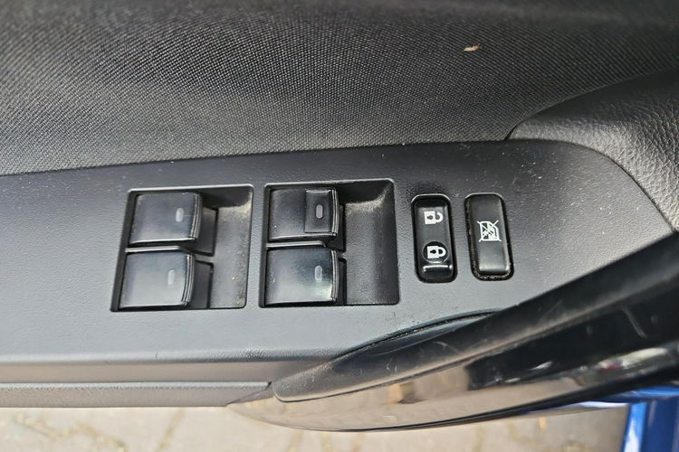 Toyota Auris 1.6 VVTi 132KM COMFORT STYLE TECH, salon Polska zdjęcie 17