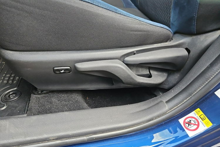 Toyota Auris 1.6 VVTi 132KM COMFORT STYLE TECH, salon Polska zdjęcie 18