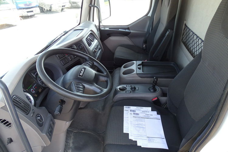 DAF LF 280 Kontener Sprowadzony Euro6 Klima Blokada Mostu Przebieg Udokumentowany , Poduszki , Automat , Winda zdjęcie 6