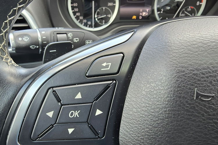 Infiniti QX30 Bezwypoadkowy, 100% oryginał, pełny serwis. zdjęcie 11