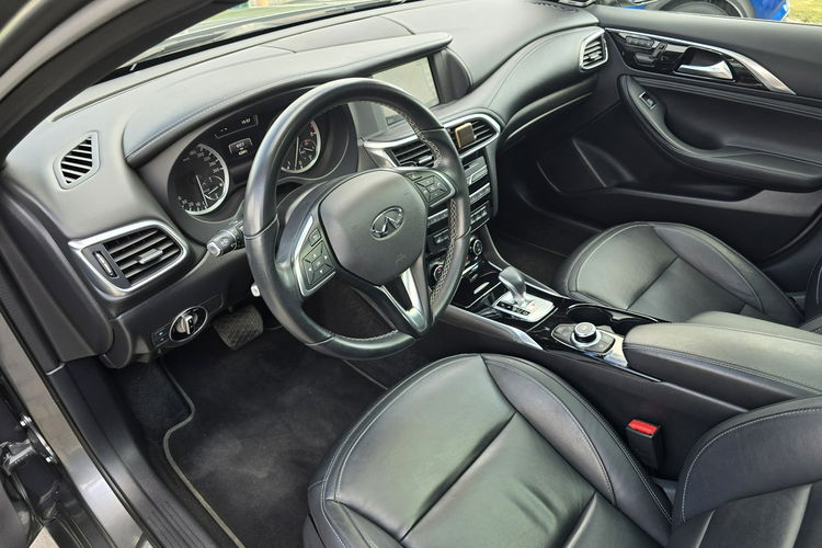 Infiniti QX30 Bezwypoadkowy, 100% oryginał, pełny serwis. zdjęcie 13