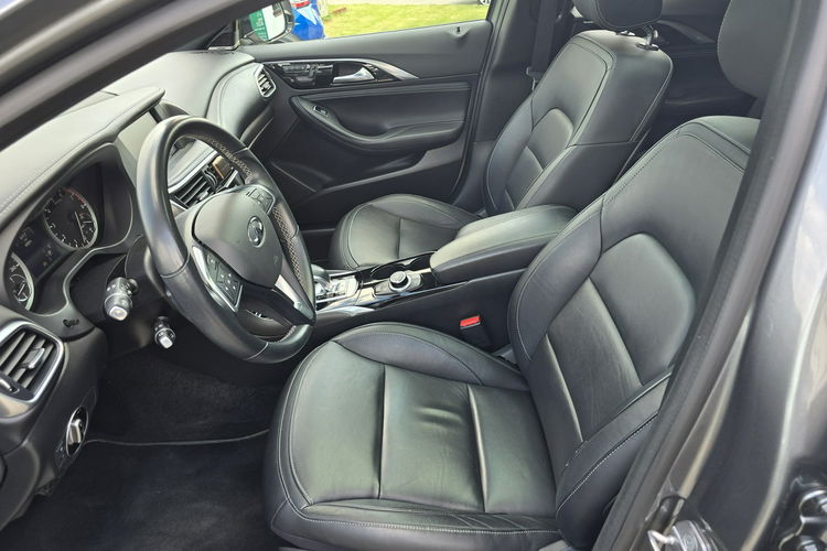 Infiniti QX30 Bezwypoadkowy, 100% oryginał, pełny serwis. zdjęcie 14