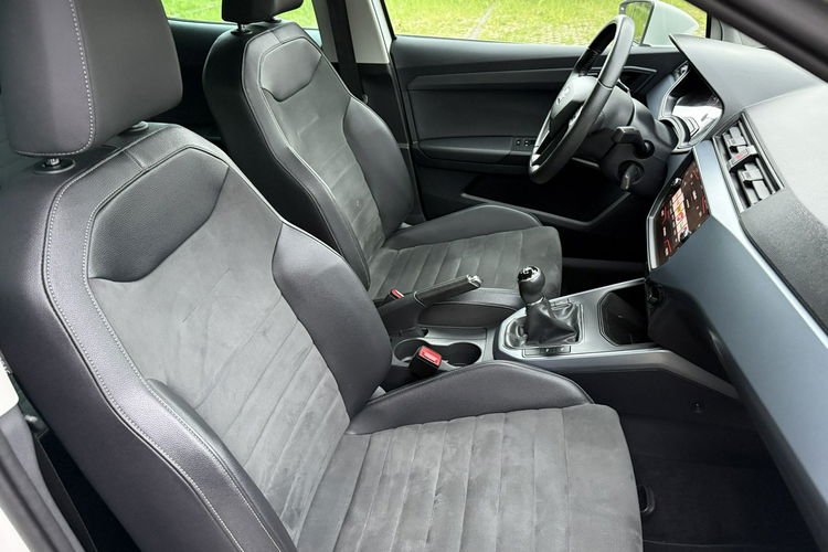 Seat Arona Full-ledy. Duża Navi. Kamera cofania. Asystent pasa. zdjęcie 15