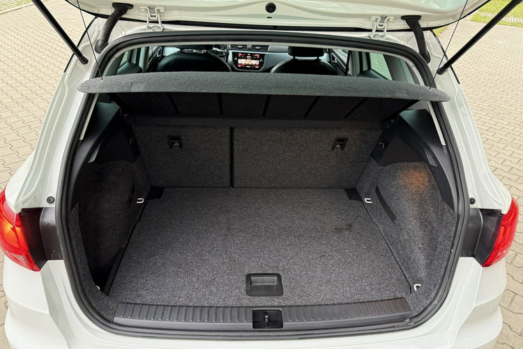 Seat Arona Full-ledy. Duża Navi. Kamera cofania. Asystent pasa. zdjęcie 18
