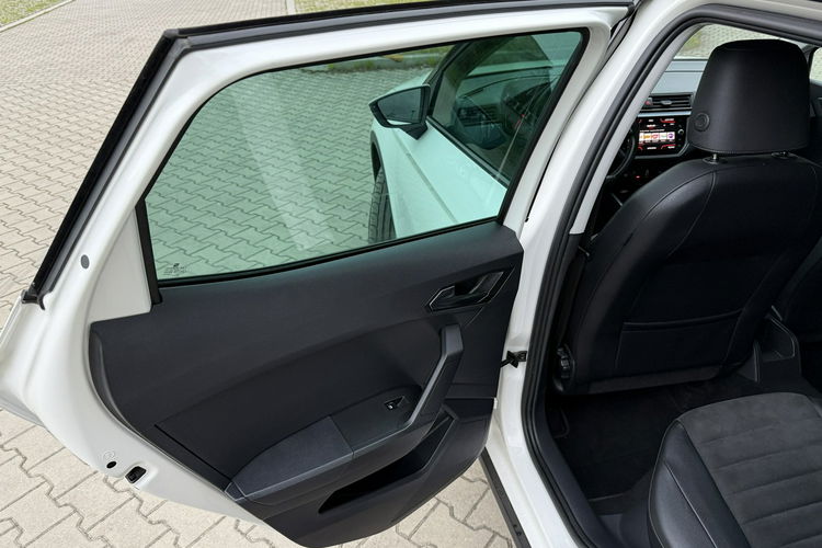 Seat Arona Full-ledy. Duża Navi. Kamera cofania. Asystent pasa. zdjęcie 21