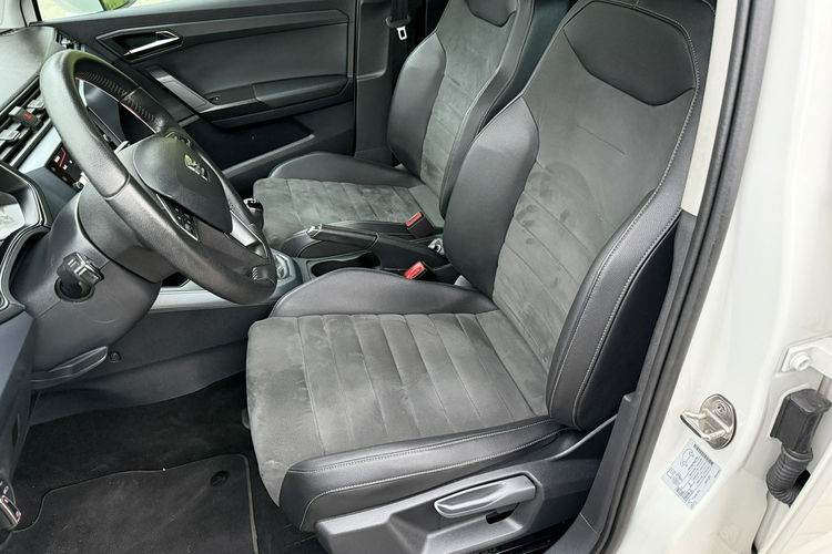 Seat Arona Full-ledy. Duża Navi. Kamera cofania. Asystent pasa. zdjęcie 24