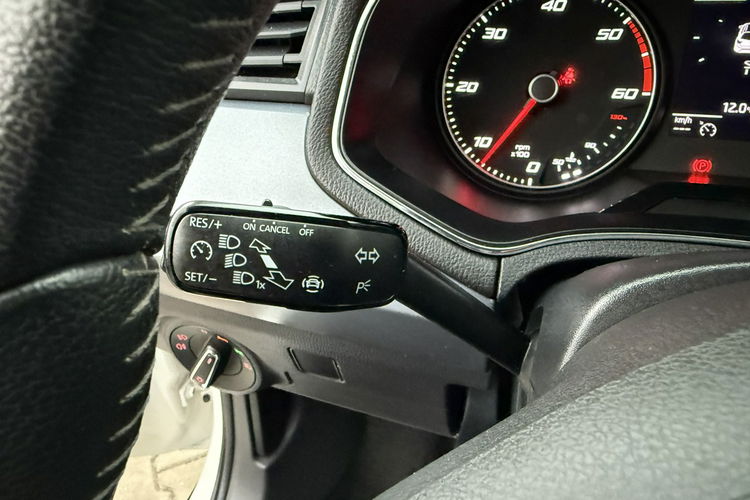 Seat Arona Full-ledy. Duża Navi. Kamera cofania. Asystent pasa. zdjęcie 36