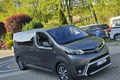 samochód osobowy Toyota zdjęcie 16