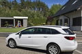 samochód osobowy Opel zdjęcie 13
