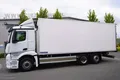samochód ciężarowy Mercedes zdjęcie 7