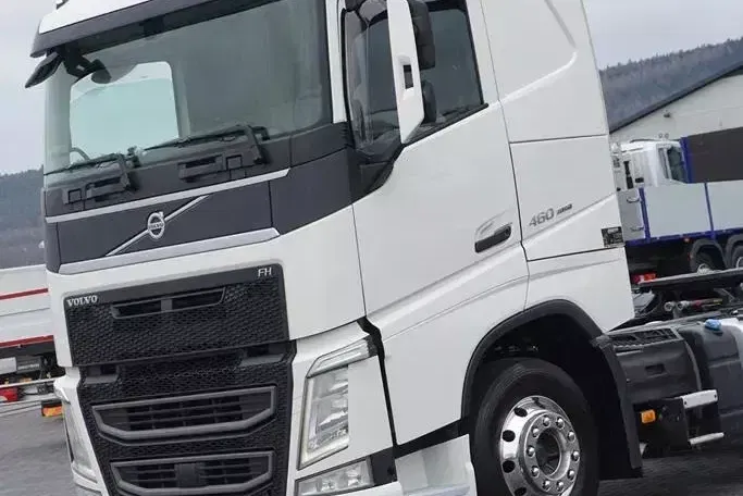 Volvo FH / 460 / EURO 6 / ACC / NISKI / HYDRAULIKA zdjęcie 30
