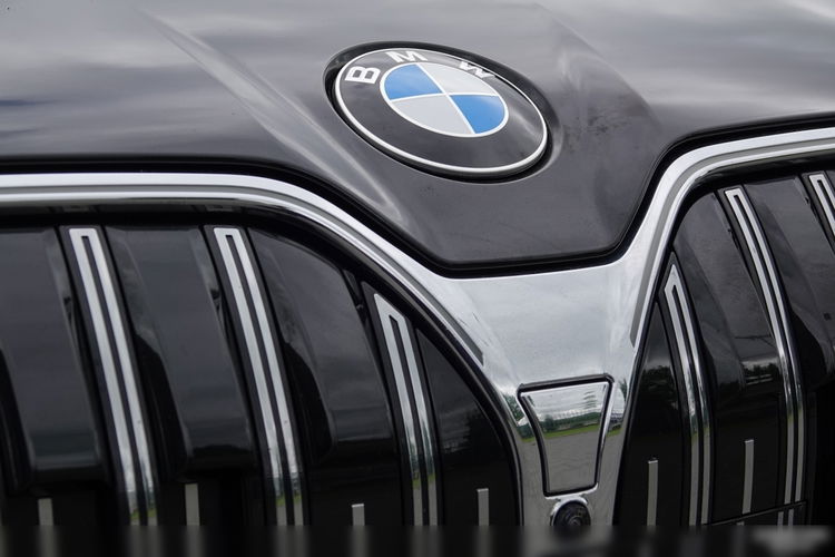 BMW 740 Lim 740 d xDrive M Sport zdjęcie 29