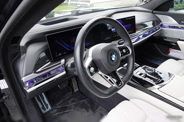 BMW 740 Lim 740 d xDrive M Sport zdjęcie 41