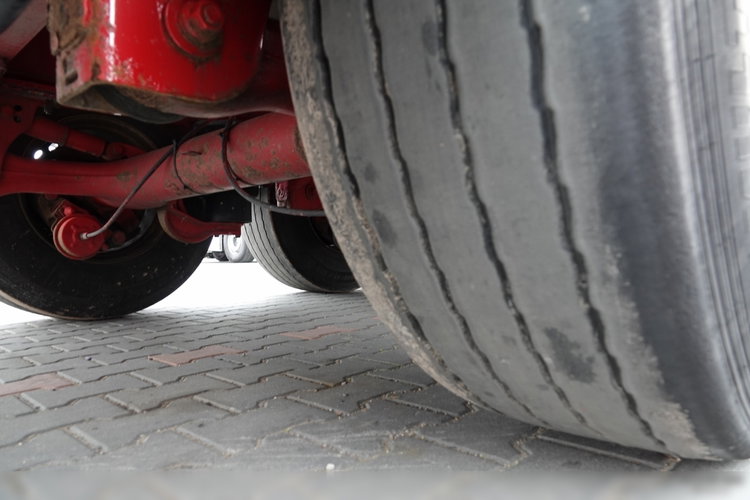 BENALU WYWROTKA 49 m3 / ALUMINIOWA MULDA / KLAPO -DRZWI  / SPROWADZONA  zdjęcie 15