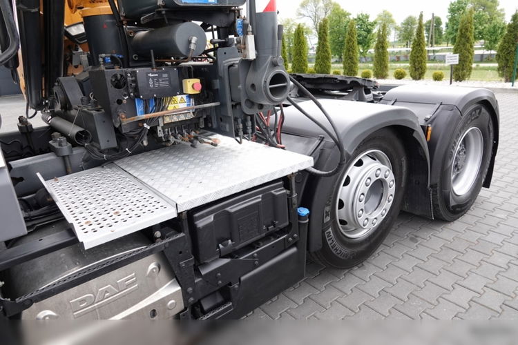 DAF XF 105.510 / CIĄGNIK SIODŁOWY PUSHER /  + HDS COPMA 160.5 / WYSÓW - 13 M / UDŹWIG - 7  040 KG / SPROWADZONY zdjęcie 26
