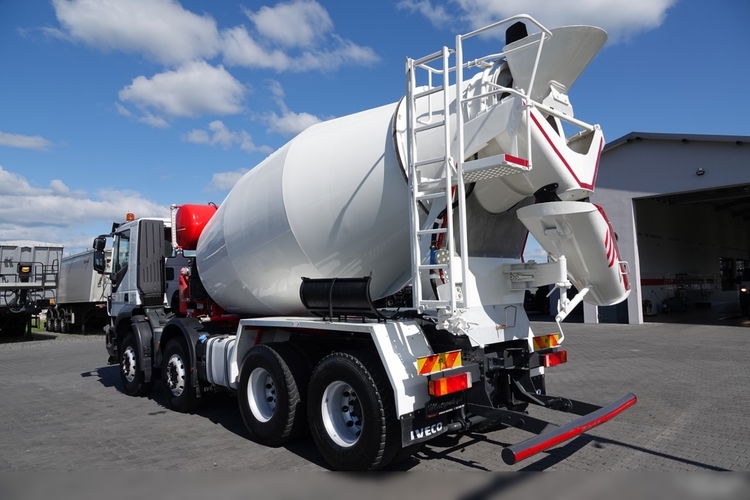 Iveco TRAKKER 410 / 8X4 / BETONOMIESZARKA 9 M3 / PUTZMEISTER / ALUFELGI /  EURO 6 zdjęcie 4