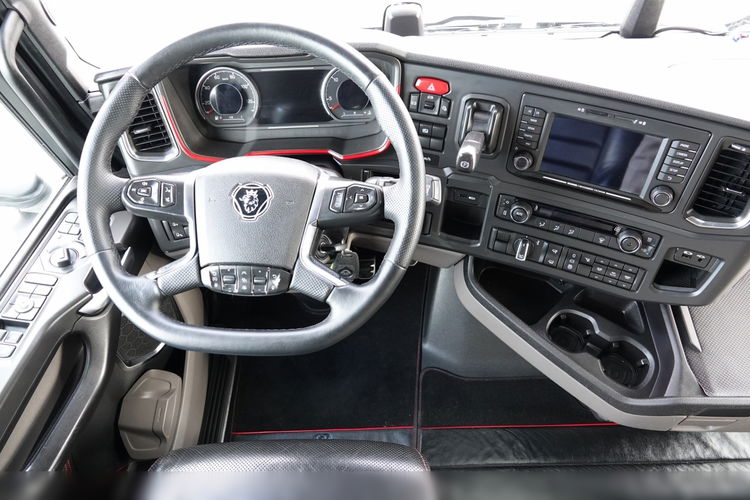 Scania S 520 / V8  / RETARDER / SKÓRY   / PO KONTRAKCIE SERWISOWYM zdjęcie 28