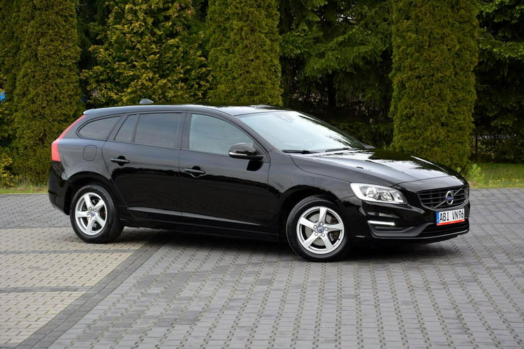 V60 2.0d(190KM) Lift Automat Skóry Navi Parktronik LED ASO Volvo zdjęcie 10