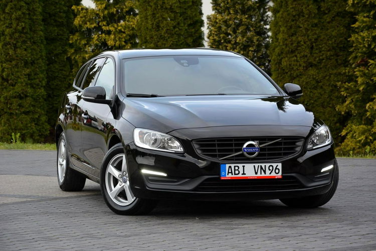V60 2.0d(190KM) Lift Automat Skóry Navi Parktronik LED ASO Volvo zdjęcie 8
