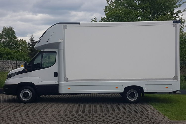 Iveco Daily KONTENER NISKOPODŁOGOWY 4.43x2.23x2.42 SKLEP BAR FOODTRUCK KAMPER AC zdjęcie 11