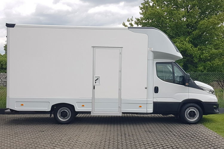 Iveco Daily KONTENER NISKOPODŁOGOWY 4.43x2.23x2.42 SKLEP BAR FOODTRUCK KAMPER AC zdjęcie 12
