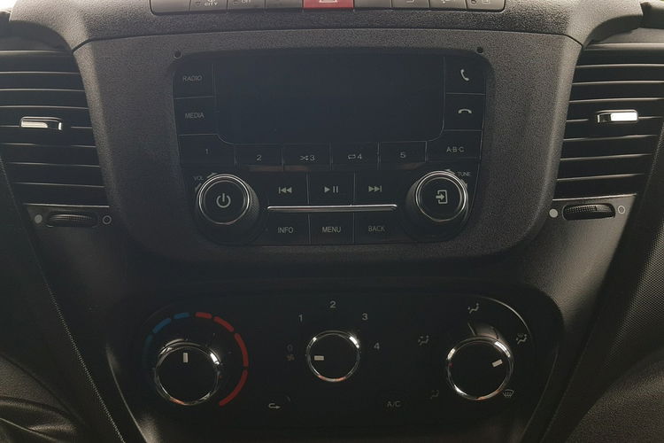 Iveco Daily KONTENER NISKOPODŁOGOWY 4.43x2.23x2.42 SKLEP BAR FOODTRUCK KAMPER AC zdjęcie 38