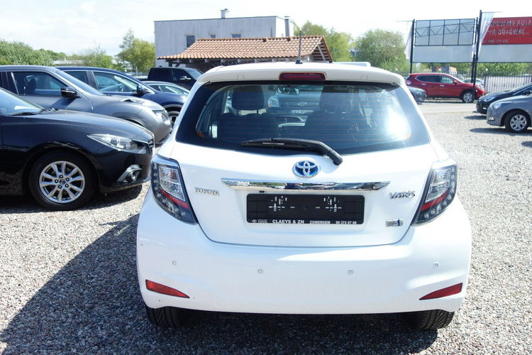 Toyota Yaris Nowa Bateria Stan Bdb zdjęcie 4