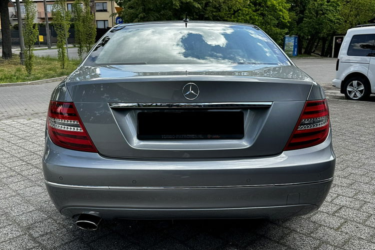 Mercedes C 220 Avantgarde LIFT Navi Gwarancja zdjęcie 9