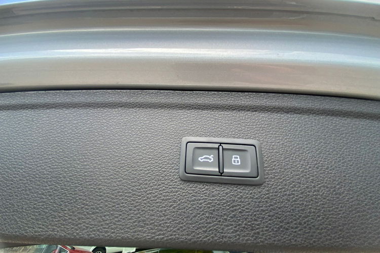 Audi Q5 2.0tsi quattro 245 KM full opcja 1 wl full opcja maly przebieg 1.r.gw zdjęcie 23