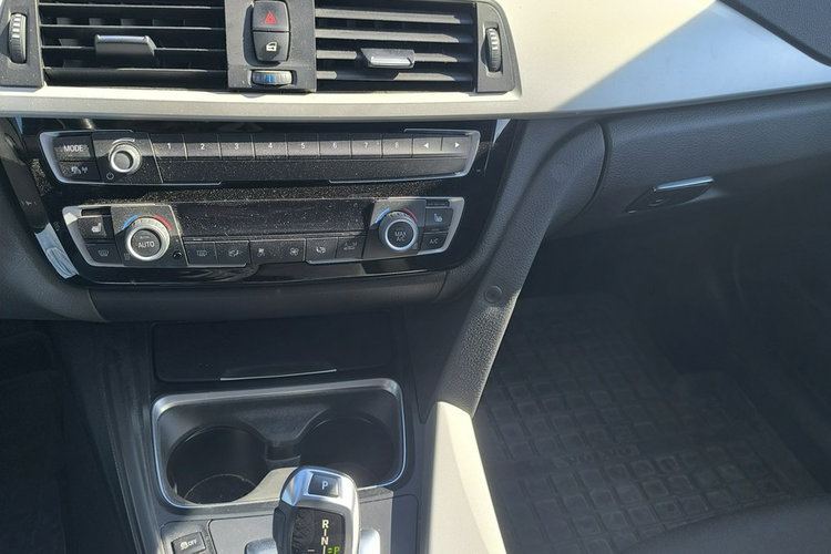 BMW 320 2.0d 190KM Automat Navi zdjęcie 15