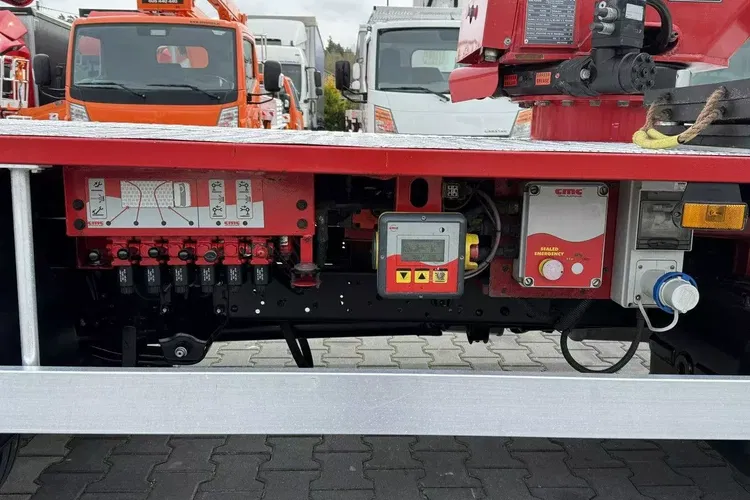 Nissan Cabstar zdjęcie 10