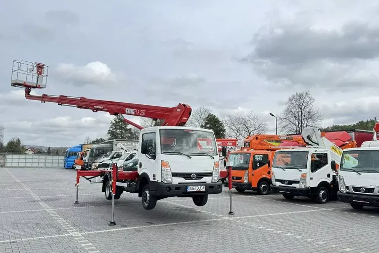 Nissan Cabstar zdjęcie 3