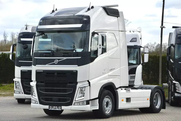 Volvo FH 500 | GLOB XL | KLIMA POSTOJOWA | 2 ZBIORNIKI | XENONY | MIĘDZYOSIE zdjęcie 1