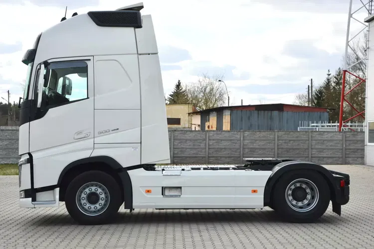Volvo FH 500 | GLOB XL | KLIMA POSTOJOWA | 2 ZBIORNIKI | XENONY | MIĘDZYOSIE zdjęcie 17