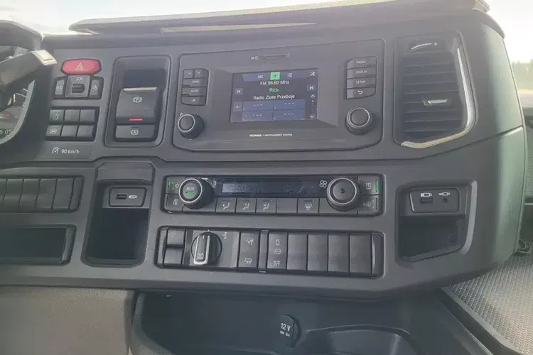 Scania R 450 A4x2EB Mega zdjęcie 23