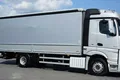 samochód ciężarowy Mercedes zdjęcie 16