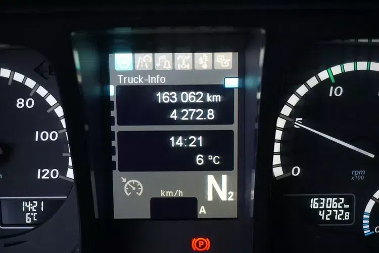 Mercedes AROCS / 3240 / 8 X 4 / TRIDEM / SKRZYNIOWY + HDS / HIAB 262 E – 7 / WYS. 19 M zdjęcie 12